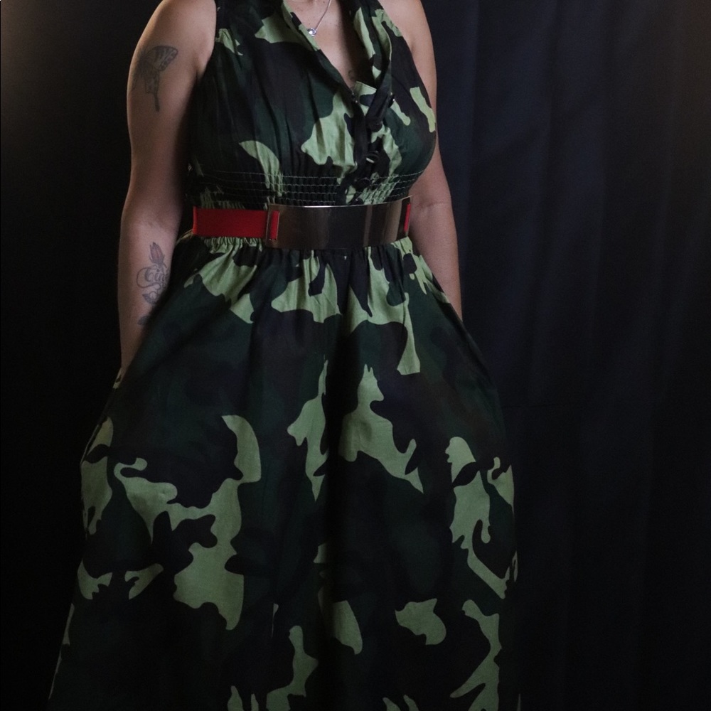 Camo sleeveless jumper